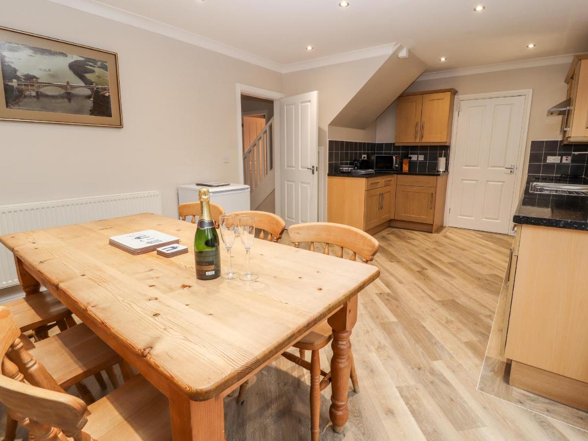 Bryn Seion Villa Llanddeiniolen ภายนอก รูปภาพ